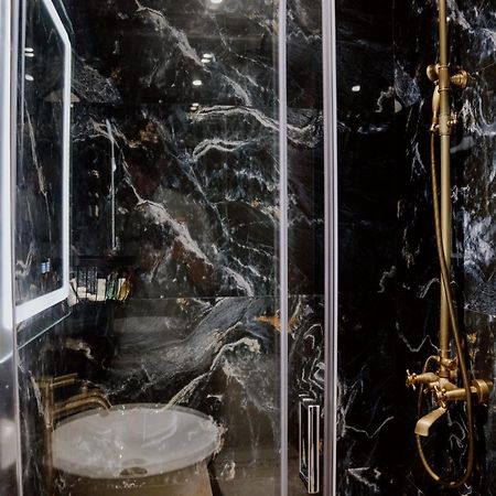 Roh Suites Афіни Екстер'єр фото