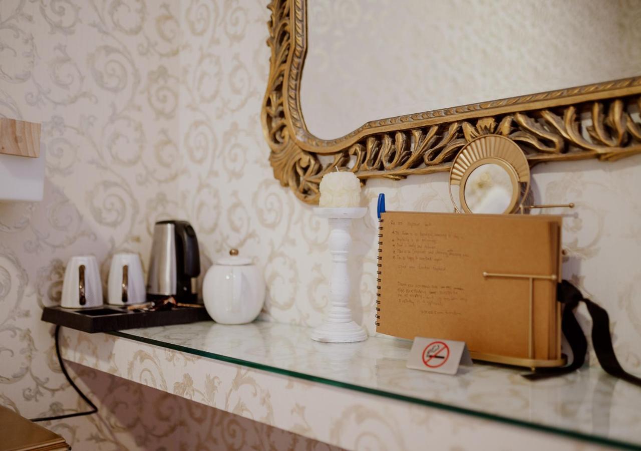 Roh Suites Афіни Екстер'єр фото